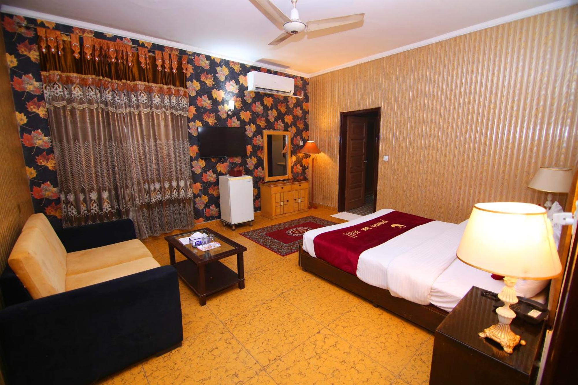 Premier Inn Mall Λαχόρη Εξωτερικό φωτογραφία